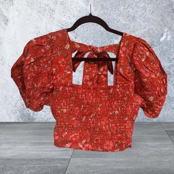 Band of the free Tops - Floral Red Puff Sleeve Top